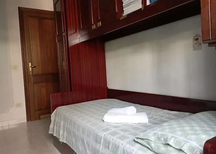 Domus Garden Bed and Breakfast 3*