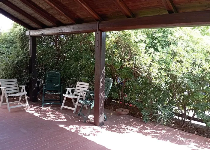 Domus Garden Bed and Breakfast